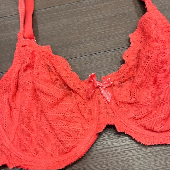 Chantelle Rive Gauche Full Coverage Bra - Picture 2 of 9